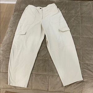 Lululemon Light Utilitech Cargo Pocket High-Rise Pant Natural Ivory